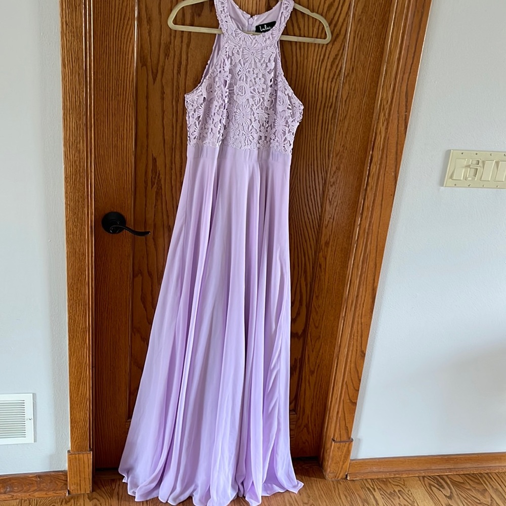 Lulus bridesmaid dress with lace detail